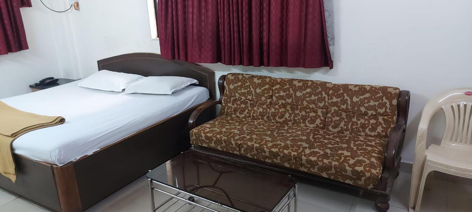 Glitz Hotels Sai Guest House - Nr Inorbit Mall Vashi Navi Mumbai Exterior photo
