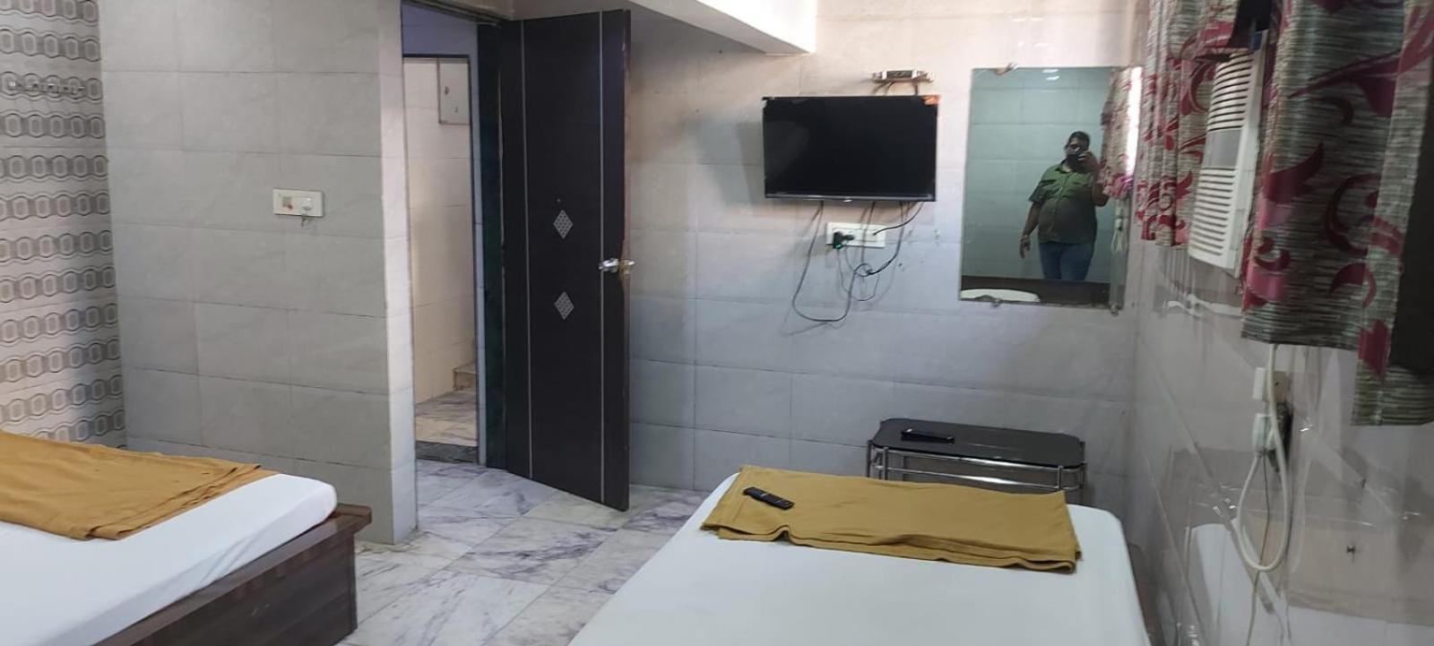 Glitz Hotels Sai Guest House - Nr Inorbit Mall Vashi Navi Mumbai Exterior photo