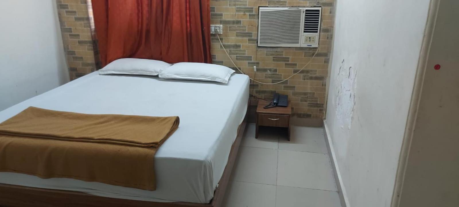Glitz Hotels Sai Guest House - Nr Inorbit Mall Vashi Navi Mumbai Exterior photo