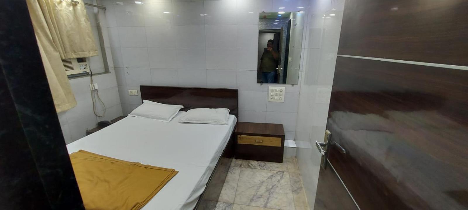 Glitz Hotels Sai Guest House - Nr Inorbit Mall Vashi Navi Mumbai Exterior photo