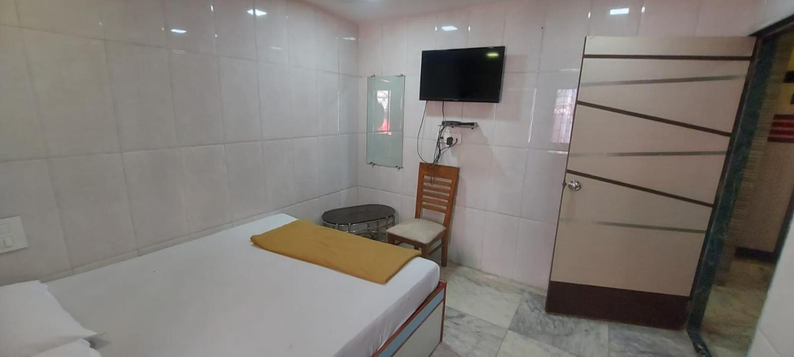 Glitz Hotels Sai Guest House - Nr Inorbit Mall Vashi Navi Mumbai Exterior photo